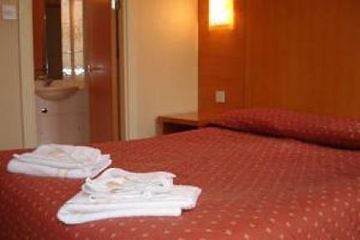 Berkeley Court Hotel Лондон Екстериор снимка