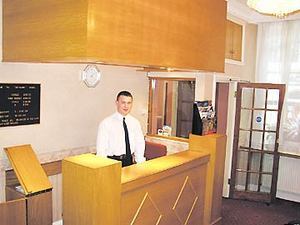Berkeley Court Hotel Лондон Екстериор снимка